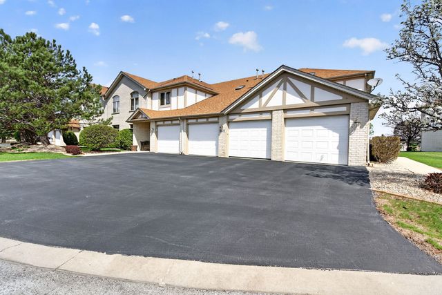 6420 Pine Trail Lane 1, Tinley Park, IL 60477