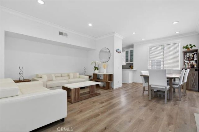 13901 Olive View Lane 14, Sylmar, CA 91342