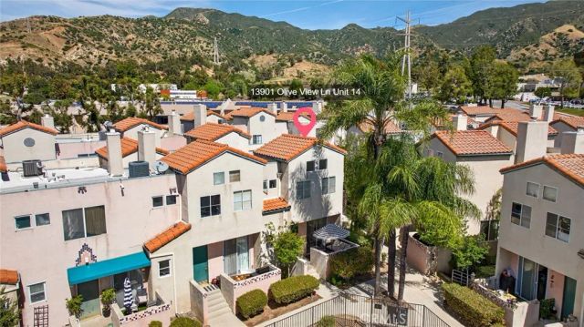 13901 Olive View Lane 14, Sylmar, CA 91342