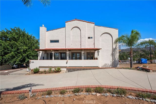 2638 W Victoria, Alpine, CA 91901