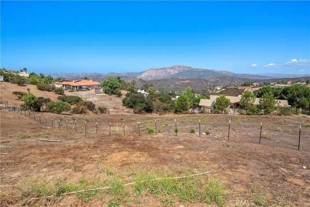 2638 W Victoria, Alpine, CA 91901