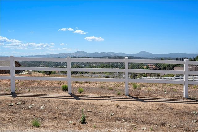 2638 W Victoria, Alpine, CA 91901