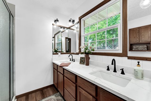 844 W Maplewood Street, Springfield, MO 65807