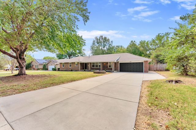 844 W Maplewood Street, Springfield, MO 65807