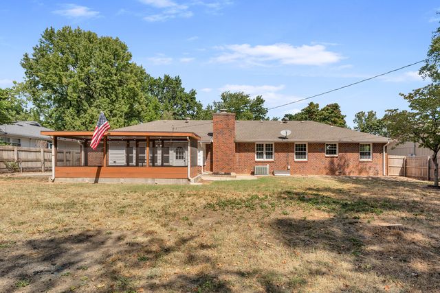 844 W Maplewood Street, Springfield, MO 65807