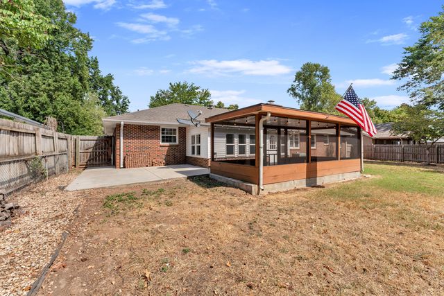 844 W Maplewood Street, Springfield, MO 65807