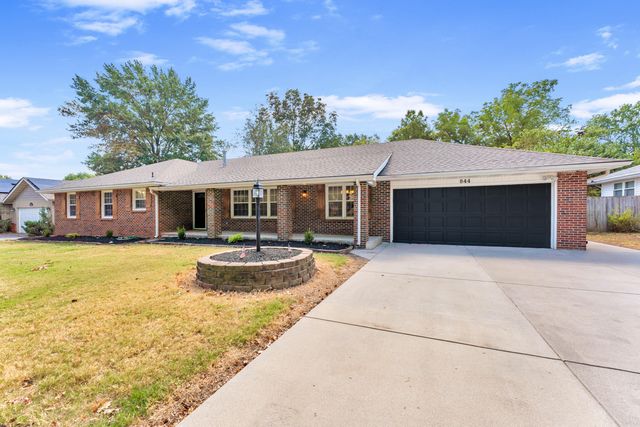 844 W Maplewood Street, Springfield, MO 65807