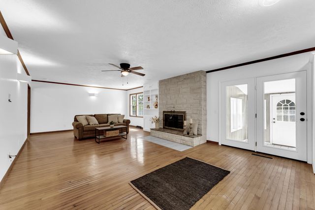 844 W Maplewood Street, Springfield, MO 65807
