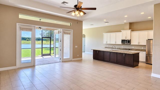 10619 MISTFLOWER LANE, Tampa, FL 33647
