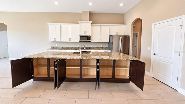 10619 MISTFLOWER LANE, Tampa, FL 33647