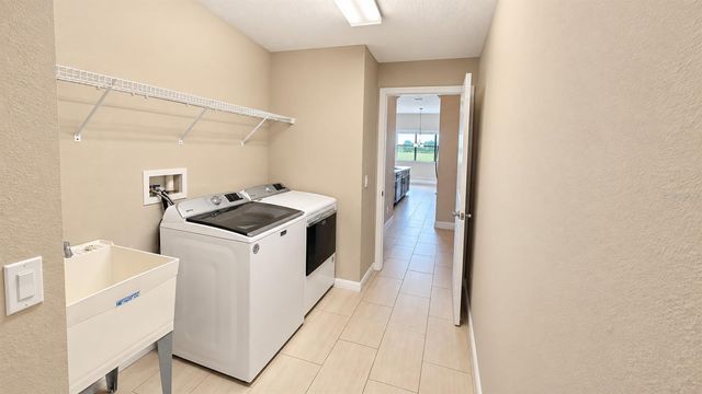 10619 MISTFLOWER LANE, Tampa, FL 33647