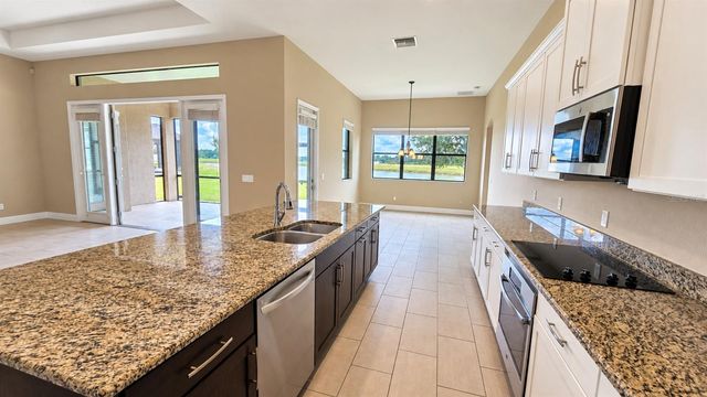 10619 MISTFLOWER LANE, Tampa, FL 33647