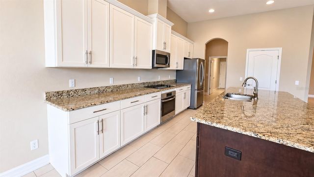 10619 MISTFLOWER LANE, Tampa, FL 33647