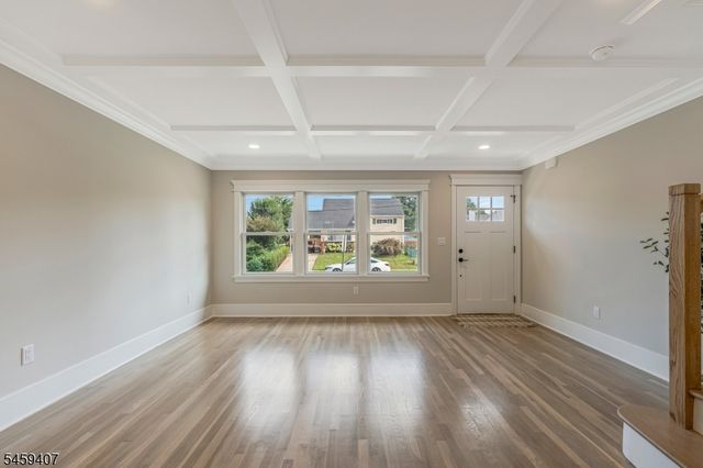 7 Mastogen Dr, Somerville Boro, NJ 08876
