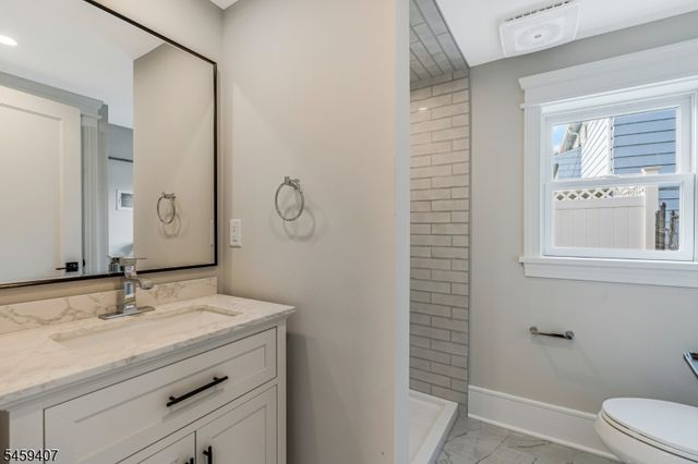 7 Mastogen Dr, Somerville Boro, NJ 08876