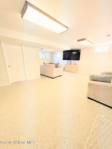 6857 Westview Dr, Bonners Ferry, ID 83805