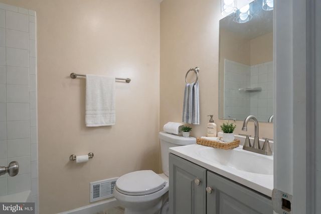 7313 DOOMAN RD, Baltimore, MD 21244