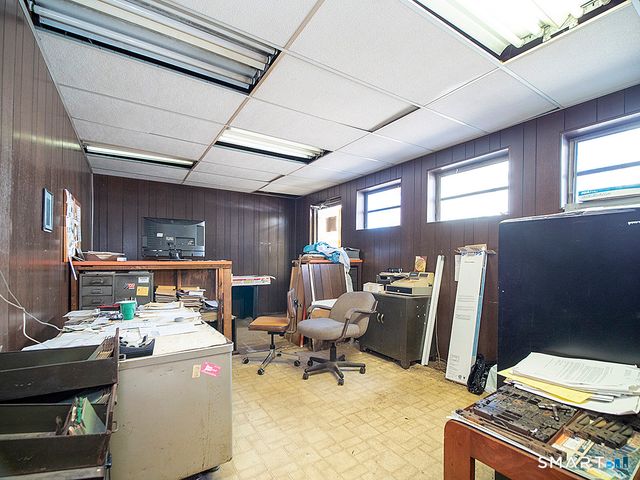 1052 Dixwell Avenue, Hamden, CT 06514