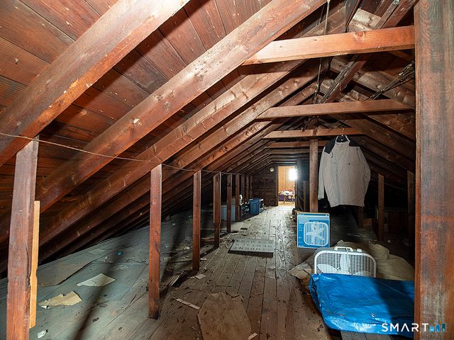 1052 Dixwell Avenue, Hamden, CT 06514