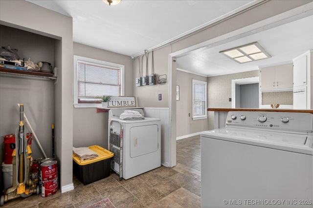 1635 S Maple Avenue, Bartlesville, OK 74003