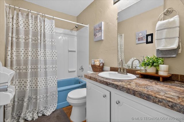 1635 S Maple Avenue, Bartlesville, OK 74003