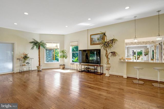 3714 HUMMER RD, Annandale, VA 22003