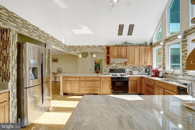 3714 HUMMER RD, Annandale, VA 22003