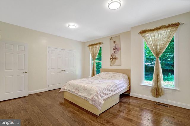 3714 HUMMER RD, Annandale, VA 22003