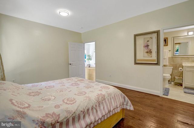 3714 HUMMER RD, Annandale, VA 22003
