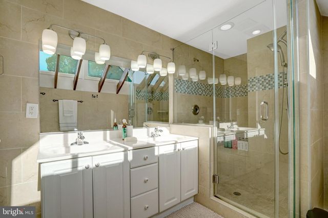 3714 HUMMER RD, Annandale, VA 22003
