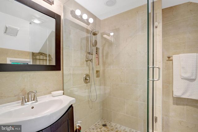 3714 HUMMER RD, Annandale, VA 22003