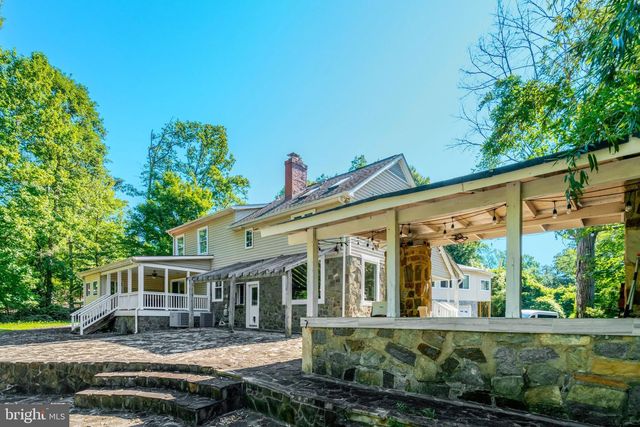 3714 HUMMER RD, Annandale, VA 22003