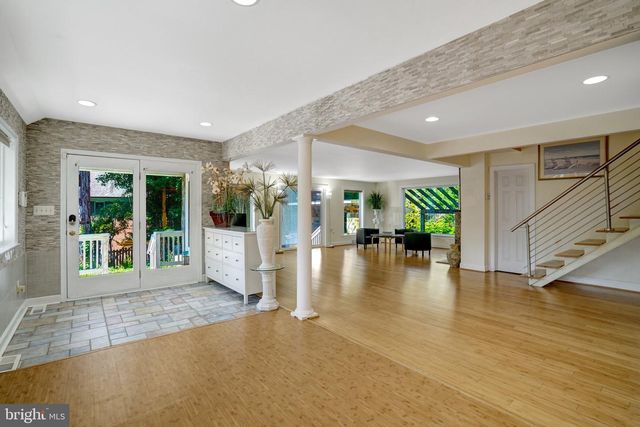 3714 HUMMER RD, Annandale, VA 22003