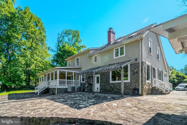 3714 HUMMER RD, Annandale, VA 22003