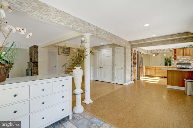3714 HUMMER RD, Annandale, VA 22003