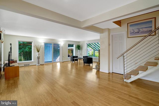 3714 HUMMER RD, Annandale, VA 22003