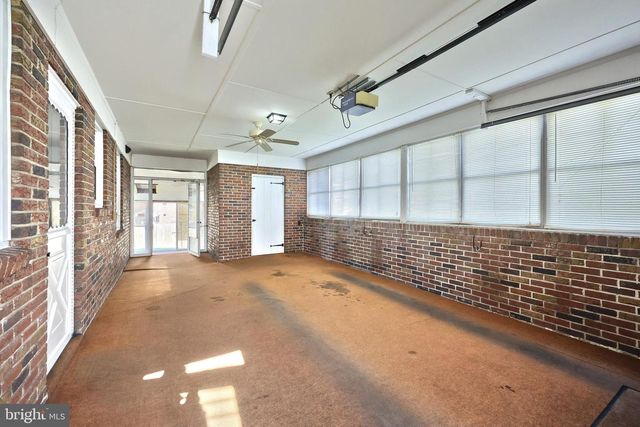 128 PAUL ST, Hanover, PA 17331