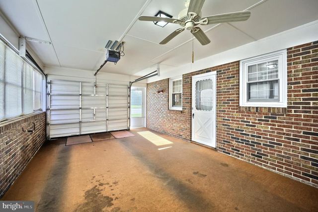 128 PAUL ST, Hanover, PA 17331