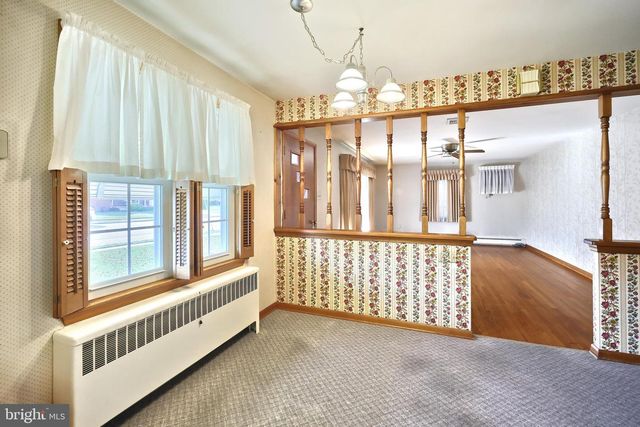 128 PAUL ST, Hanover, PA 17331