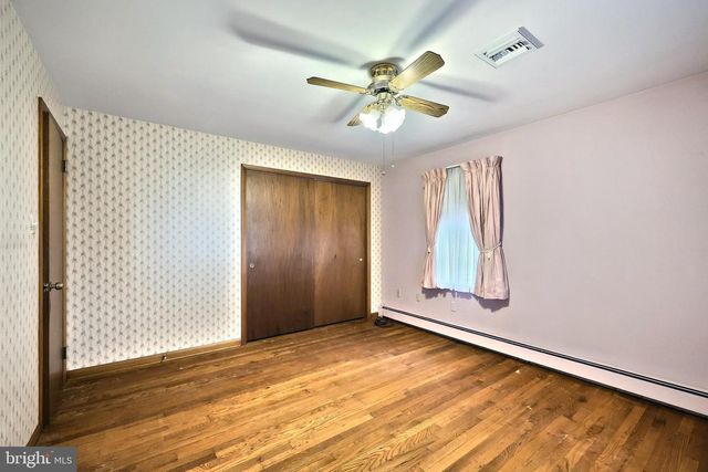 128 PAUL ST, Hanover, PA 17331