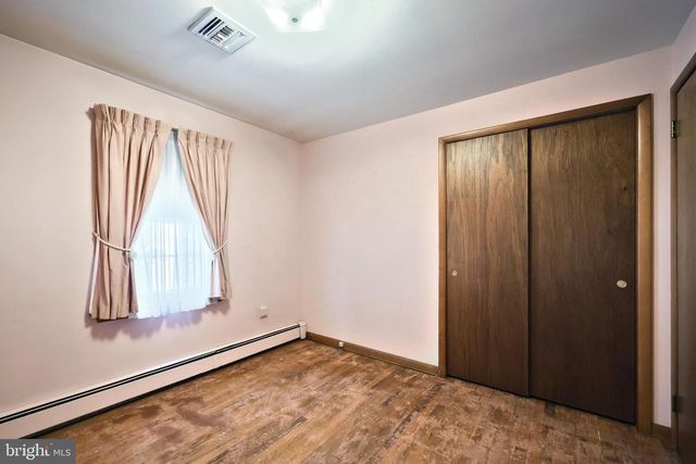 128 PAUL ST, Hanover, PA 17331