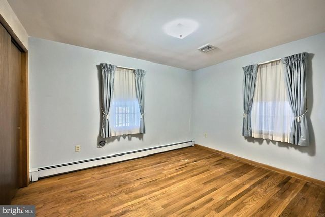 128 PAUL ST, Hanover, PA 17331