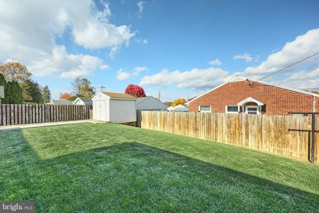 128 PAUL ST, Hanover, PA 17331