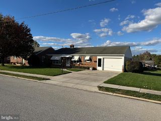 128 PAUL ST, Hanover, PA 17331