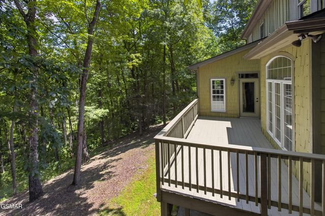 2344 Thunder Mountain Road, Sevierville, TN 37862