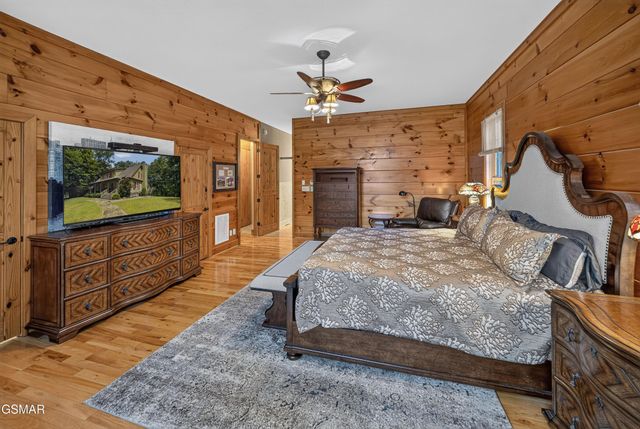 2344 Thunder Mountain Road, Sevierville, TN 37862