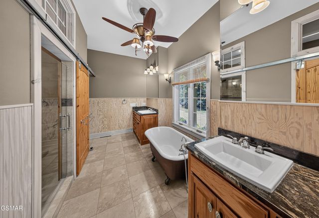 2344 Thunder Mountain Road, Sevierville, TN 37862