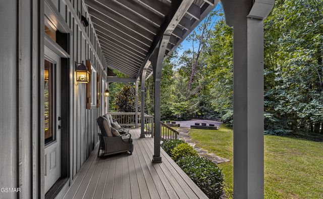 2344 Thunder Mountain Road, Sevierville, TN 37862