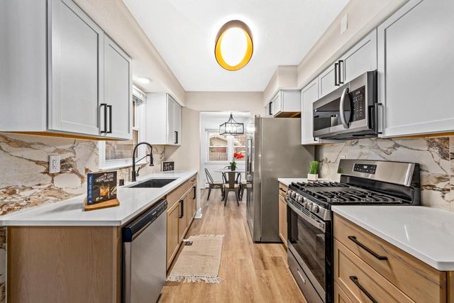 N85W12940 Renee DRIVE, Menomonee Falls, WI 53051