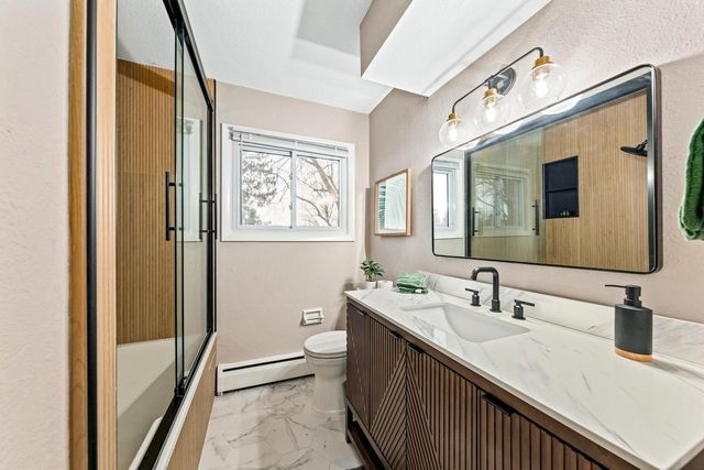 N85W12940 Renee DRIVE, Menomonee Falls, WI 53051